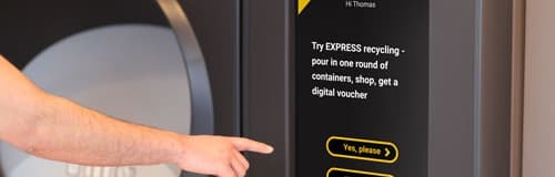 Display on a reverse vending machine