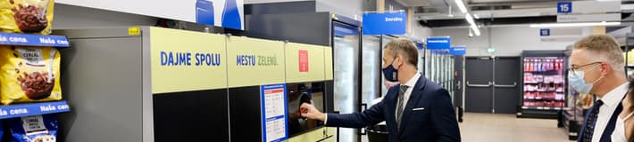 TOMRA reverse vending machines at Tesco